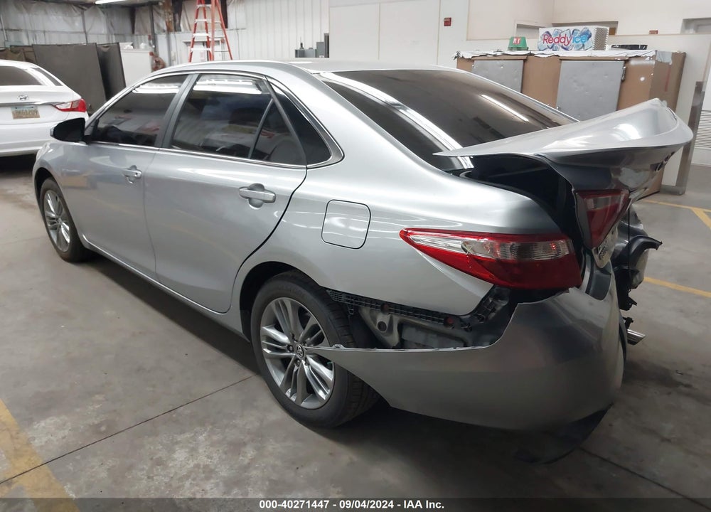 2015 TOYOTA CAMRY SE VIN: 4T1BF1FK4FU087615