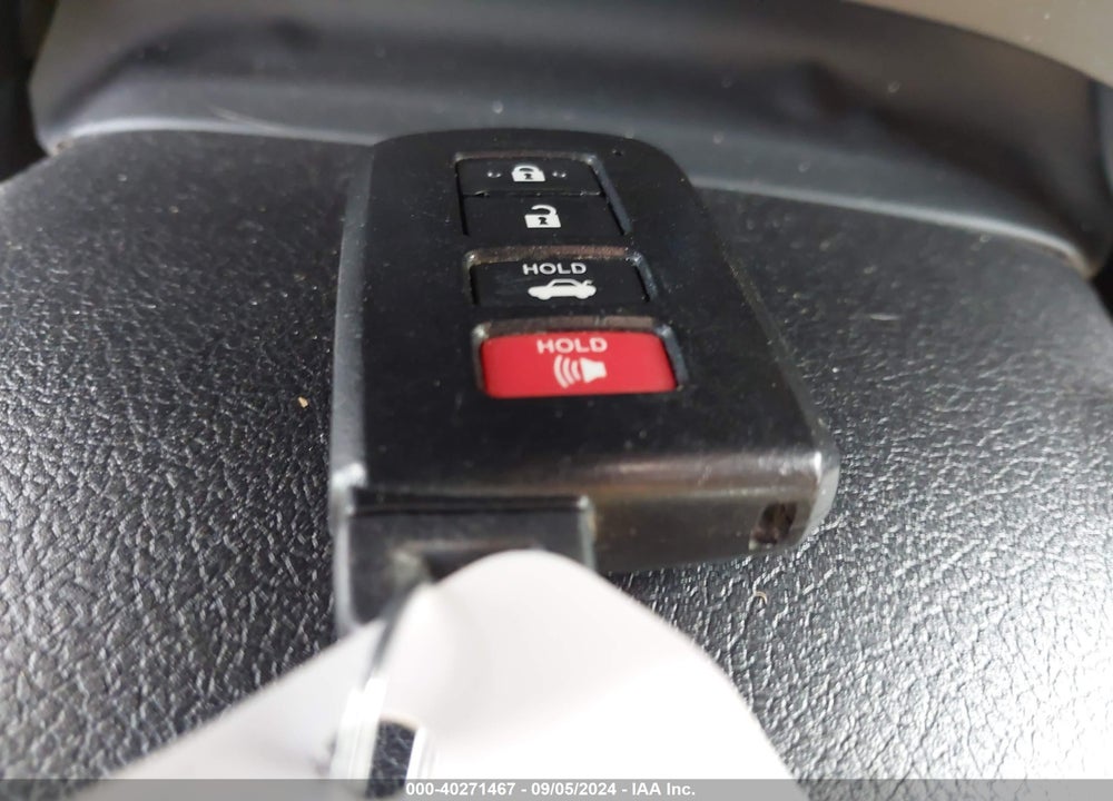 2013 TOYOTA CAMRY HYBRID XLE VIN: 4T1BD1FK3DU068119