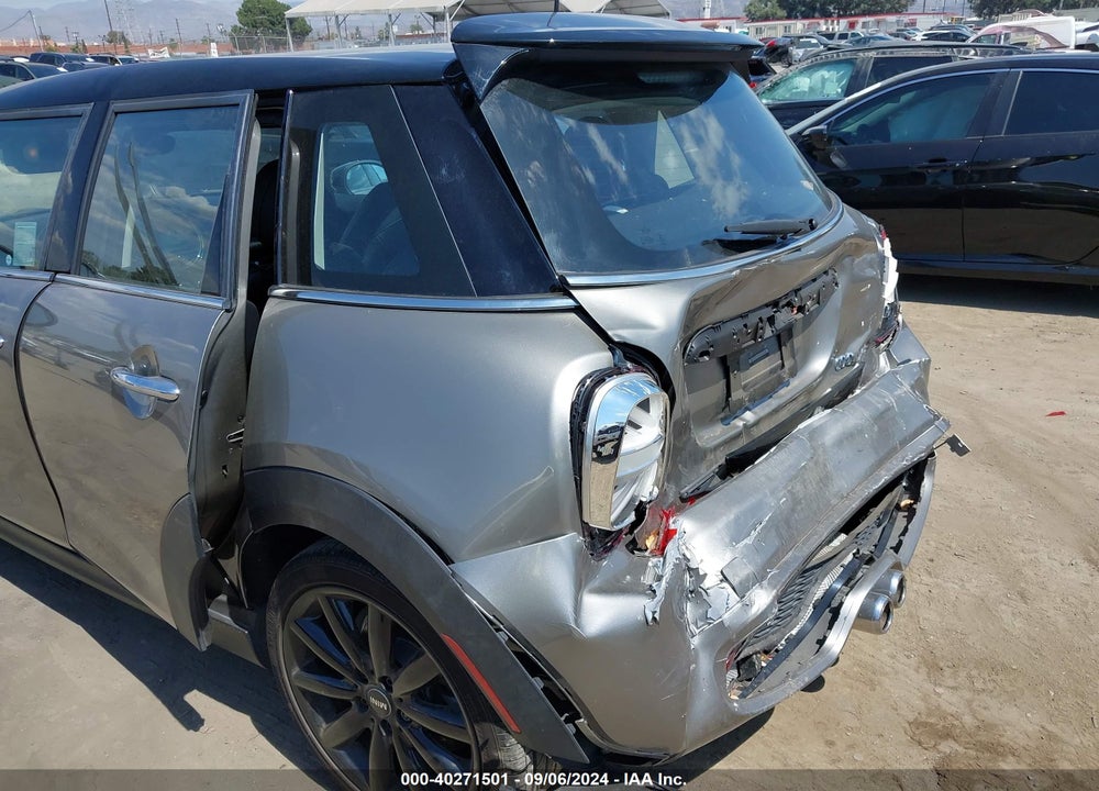 2021 MINI HARDTOP COOPER S VIN: WMWXU9C09M2M97124