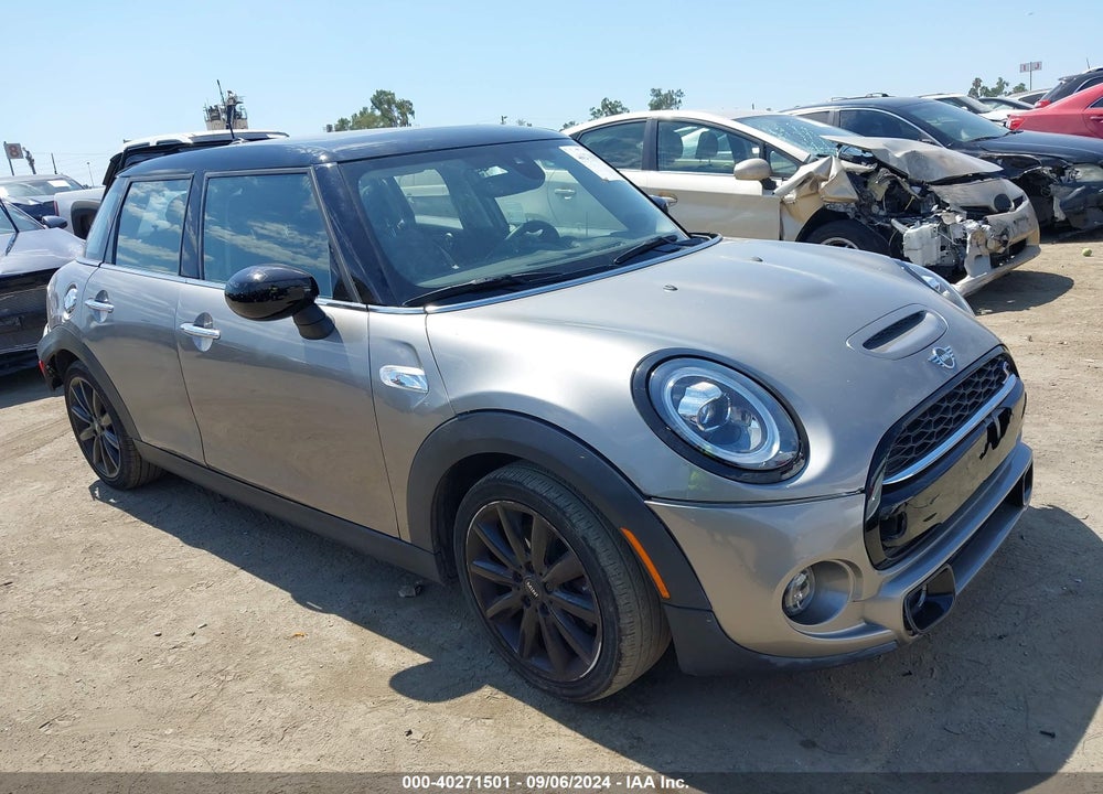 2021 MINI HARDTOP COOPER S VIN: WMWXU9C09M2M97124
