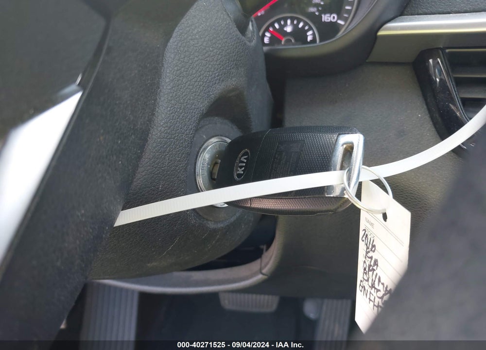 2019 KIA OPTIMA LX VIN: 5XXGT4L38KG364512