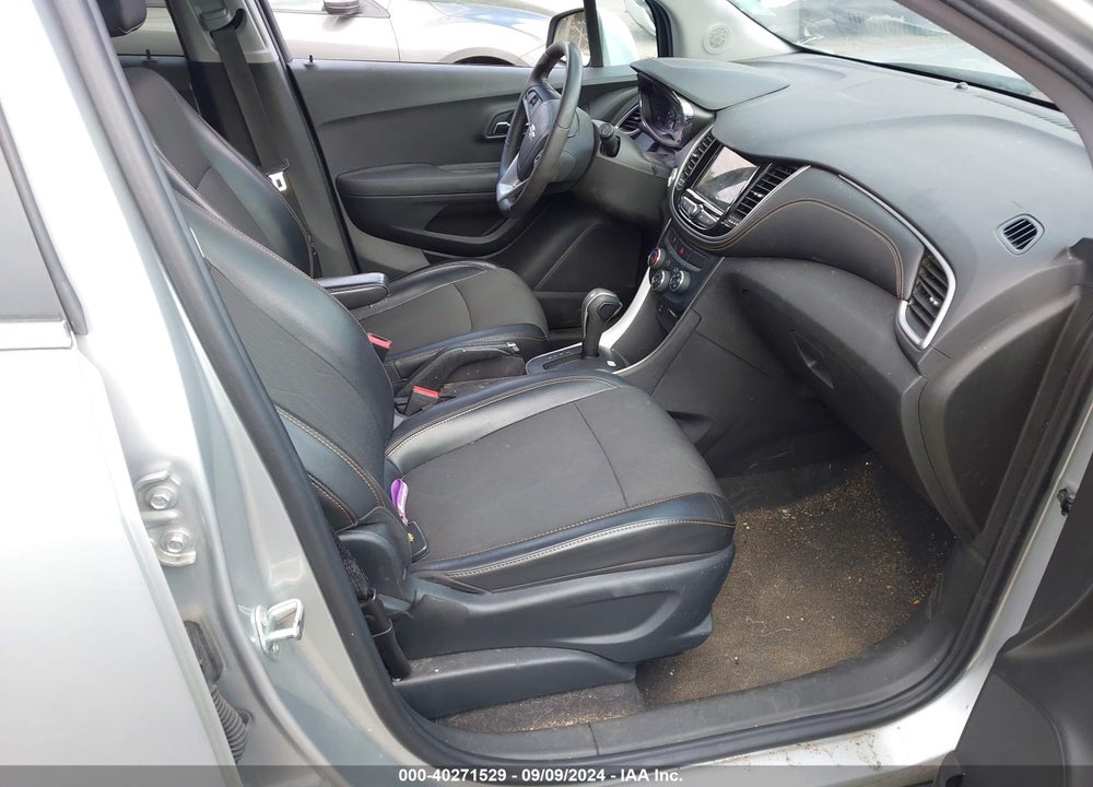 2018 CHEVROLET TRAX LT VIN: 3GNCJLSB5JL348169