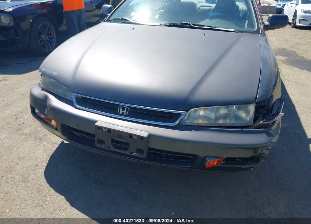 1997 HONDA ACCORD LX VIN: 1HGCD5632VA115105