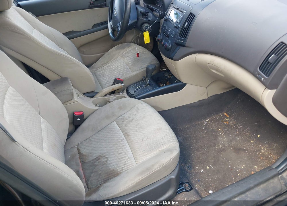 2010 HYUNDAI ELANTRA TOURING GLS VIN: KMHDB8AE9AU075418