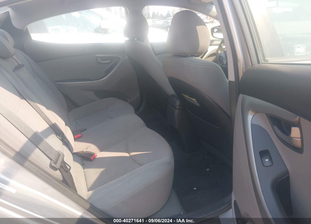 2014 HYUNDAI ELANTRA SE VIN: KMHDH4AE6EU155448