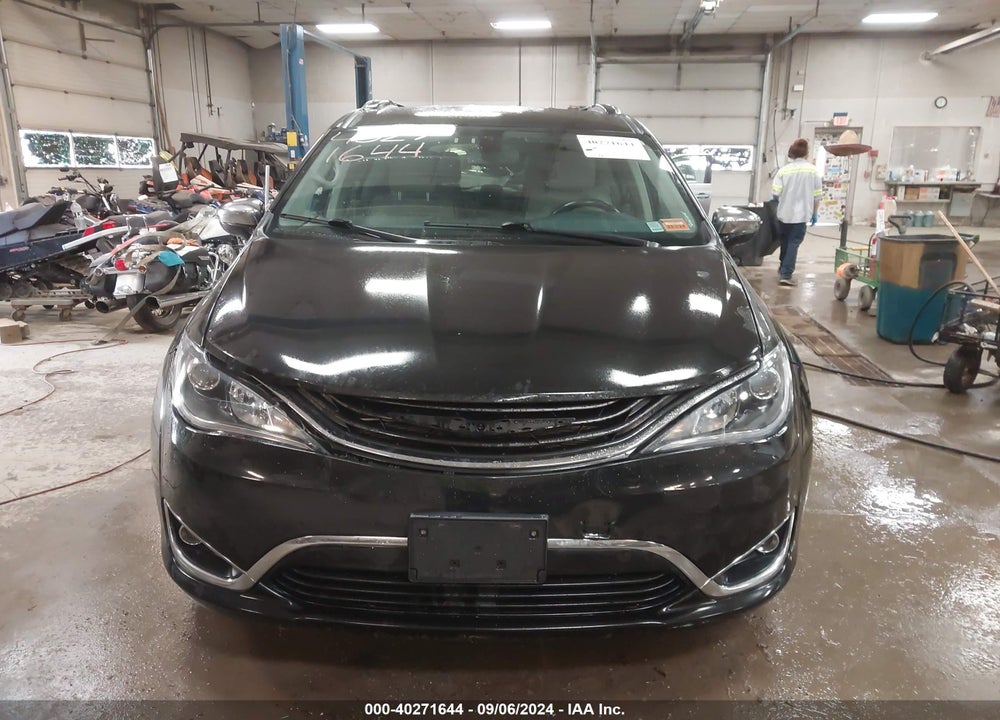 2019 CHRYSLER PACIFICA HYBRID LIMITED VIN: 2C4RC1N70KR687029