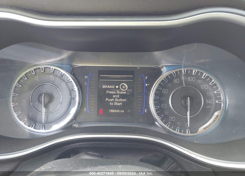 2016 CHRYSLER 200 LIMITED VIN: 1C3CCCAB1GN129601