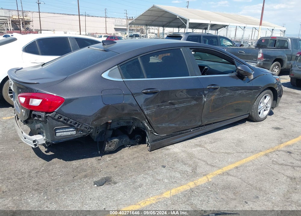 2017 CHEVROLET CRUZE LT AUTO VIN: 1G1BE5SM8H7267647