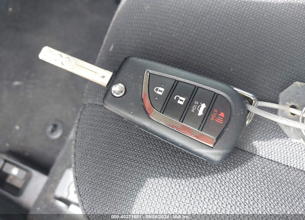 2024 TOYOTA COROLLA LE VIN: 5YFB4MDE5RP122544
