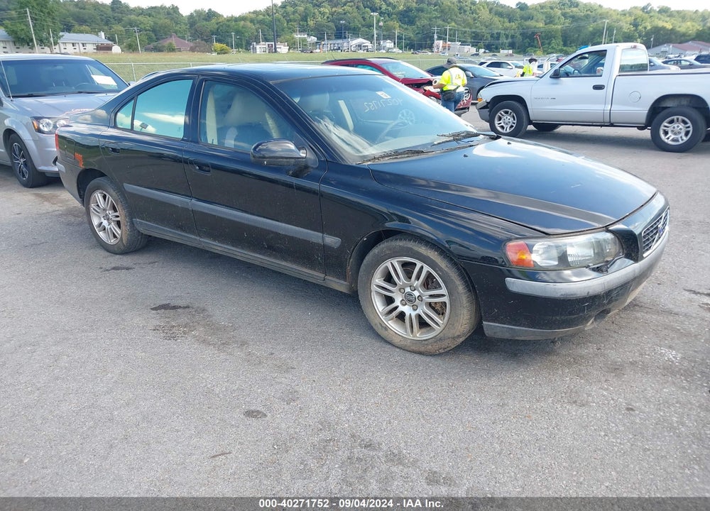 2003 VOLVO S60 2.5T AWD VIN: YV1RH59H132250114