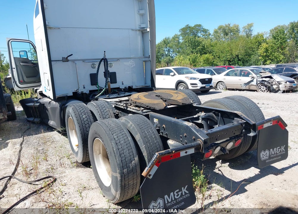 2017 KENWORTH T680 VIN: 1XKYDP9X7HJ169166