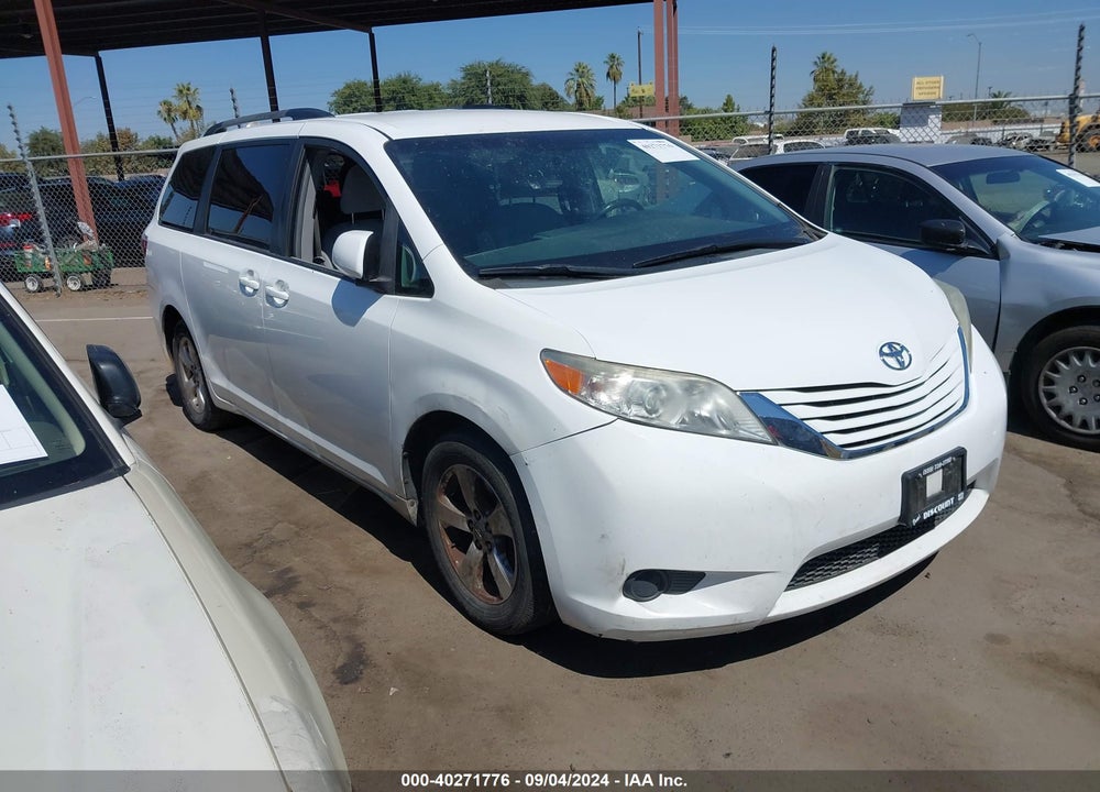 2016 TOYOTA SIENNA LE 8 PASSENGER VIN: 5TDKK3DC3GS724393