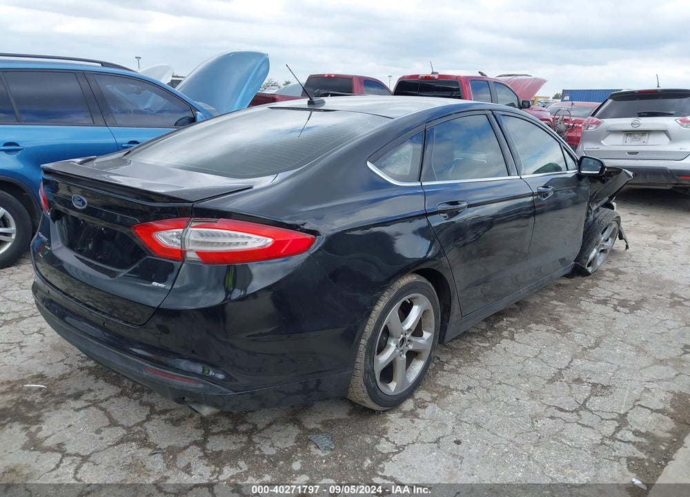 2015 FORD FUSION SE VIN: 3FA6P0H75FR304401