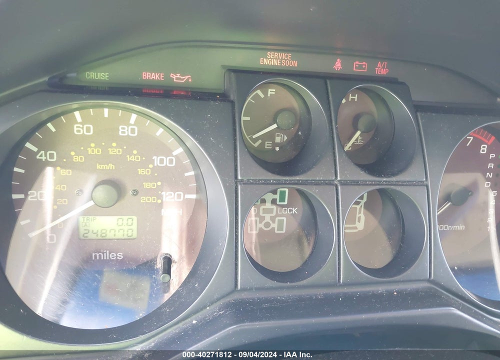 2001 MITSUBISHI MONTERO VIN: JA4MW51RX1J038755