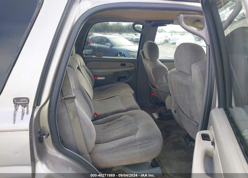 2001 CHEVROLET TAHOE LS VIN: 1GNEC13T21J278930