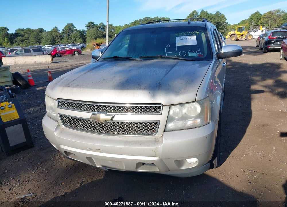2008 CHEVROLET TAHOE LTZ VIN: 1GNFK13048R261118