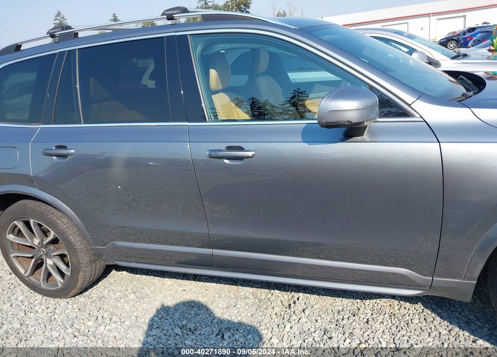 2018 VOLVO XC90 T5 MOMENTUM VIN: YV4102PK9J1335208