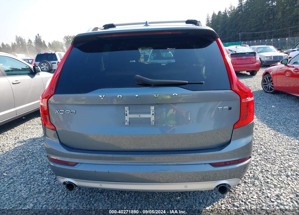 2018 VOLVO XC90 T5 MOMENTUM VIN: YV4102PK9J1335208