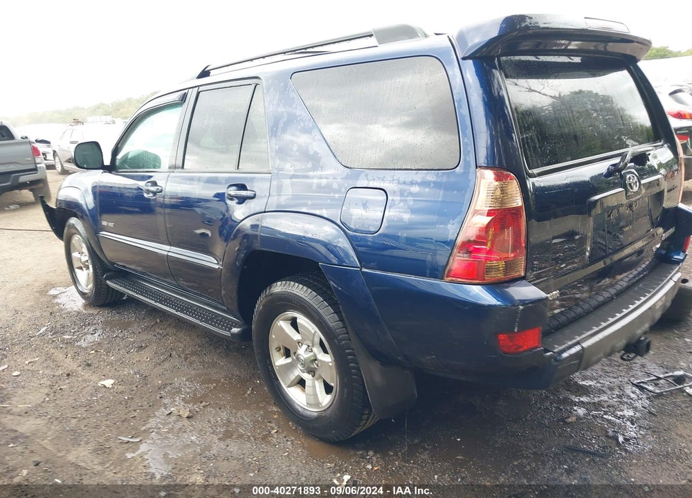 2005 TOYOTA 4RUNNER SR5 V6 VIN: JTEBU14R758035229