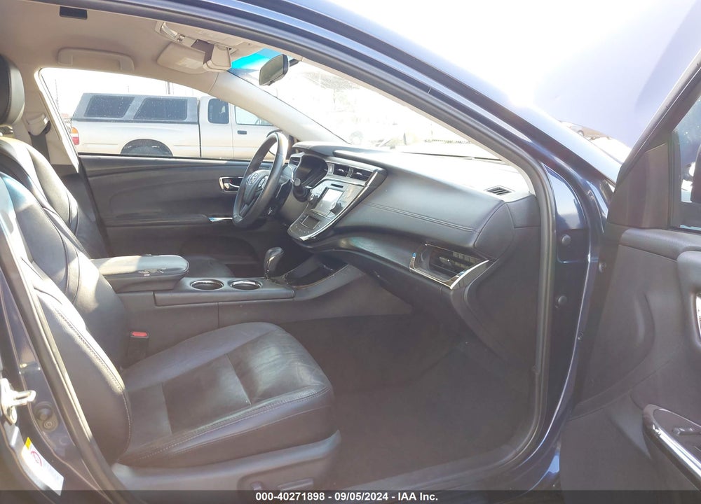 2016 TOYOTA AVALON XLE VIN: 4T1BK1EB4GU237897