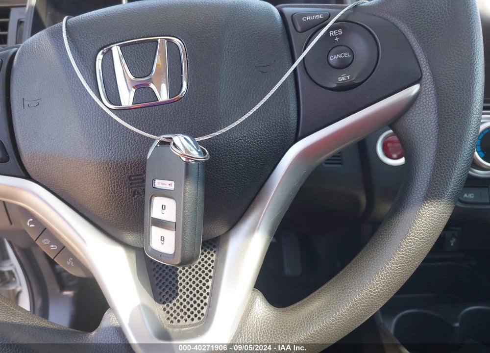 2015 HONDA FIT EX/EX-L VIN: 3HGGK5H83FM740312
