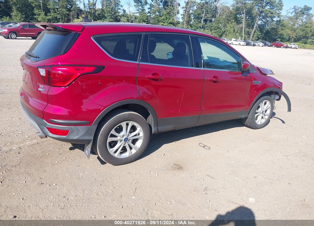 2019 FORD ESCAPE SE VIN: 1FMCU9GD4KUA84815