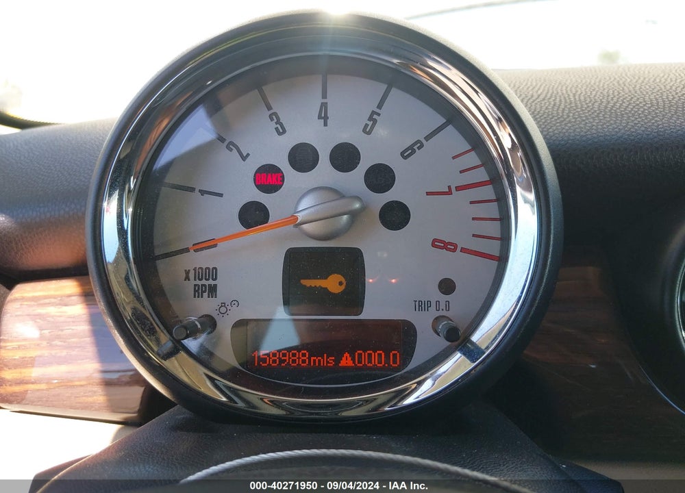 2012 MINI COOPER S VIN: WMWSV3C52CTY27405