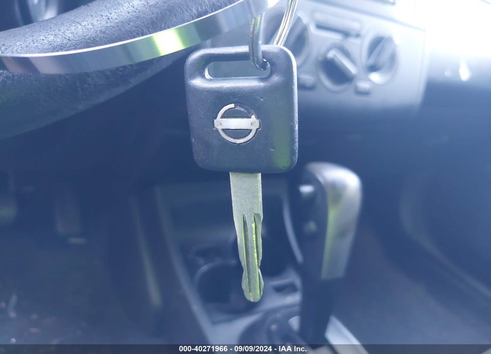 2011 NISSAN VERSA 1.6 VIN: 3N1CC1AP2BL406117