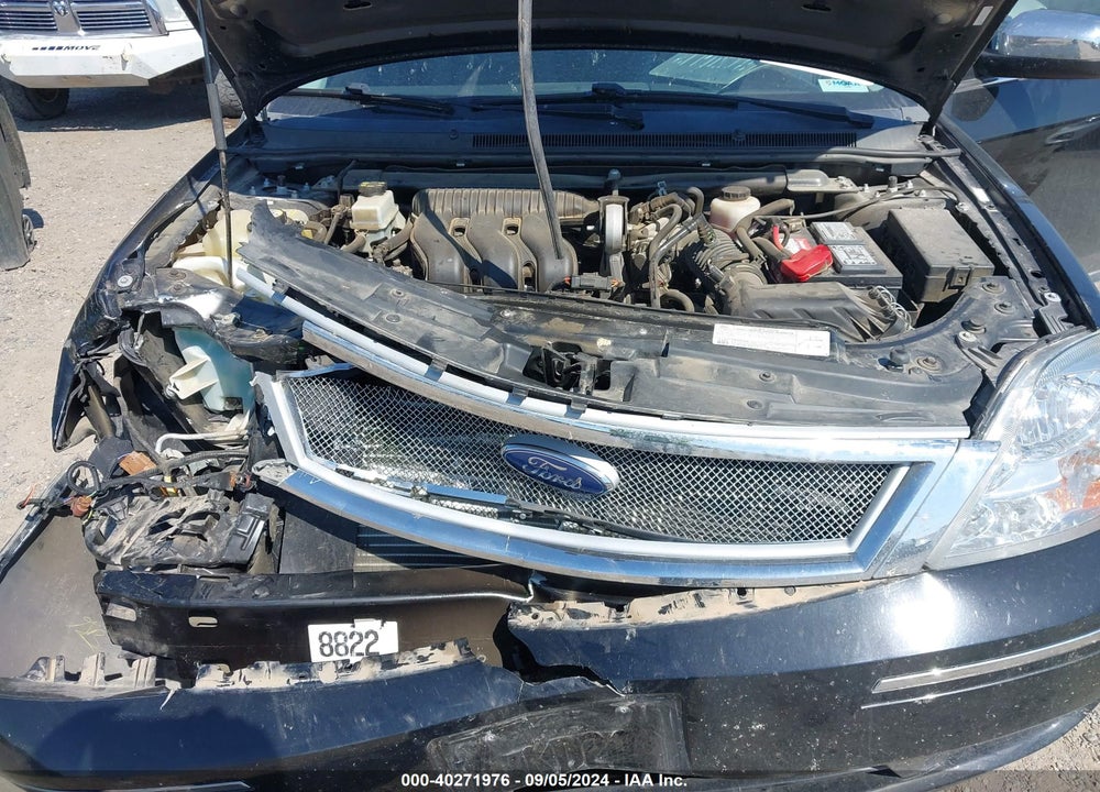 2007 FORD FIVE HUNDRED LIMITED VIN: 1FAHP28127G145698