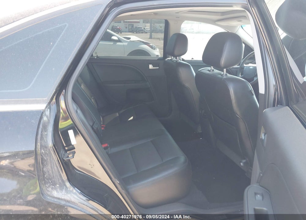 2007 FORD FIVE HUNDRED LIMITED VIN: 1FAHP28127G145698