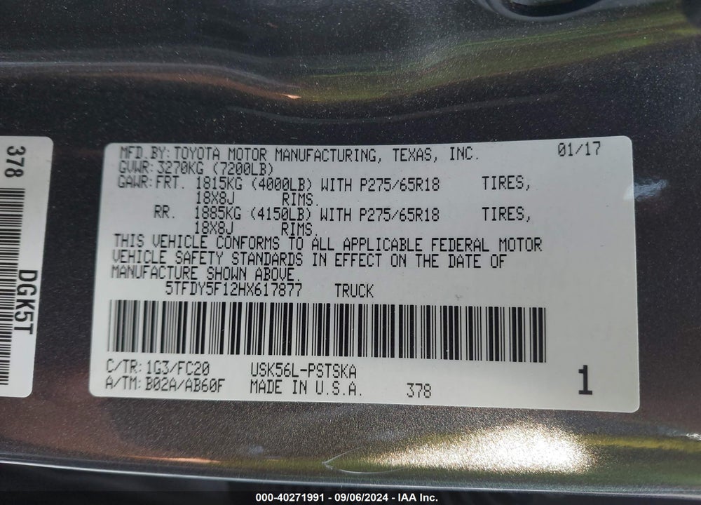 2017 TOYOTA TUNDRA SR5 5.7L V8 VIN: 5TFDY5F12HX617877