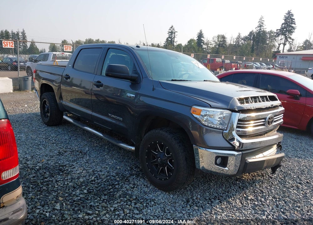 2017 TOYOTA TUNDRA SR5 5.7L V8 VIN: 5TFDY5F12HX617877