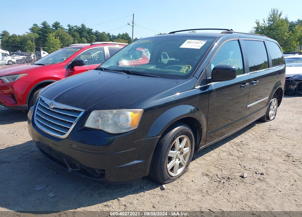 2010 CHRYSLER TOWN & COUNTRY VIN: 2A4RR5D12AR192844