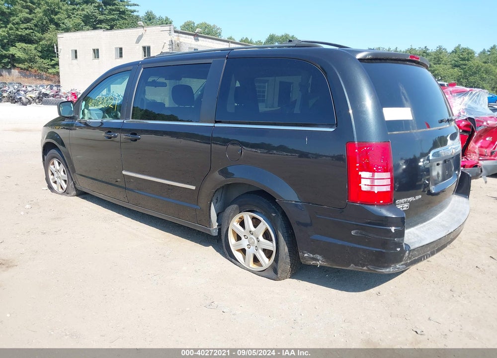 2010 CHRYSLER TOWN & COUNTRY VIN: 2A4RR5D12AR192844