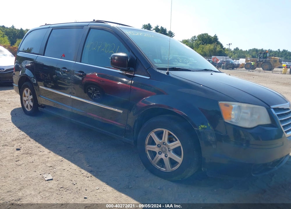 2010 CHRYSLER TOWN & COUNTRY VIN: 2A4RR5D12AR192844