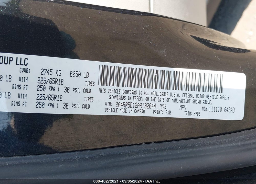 2010 CHRYSLER TOWN & COUNTRY VIN: 2A4RR5D12AR192844