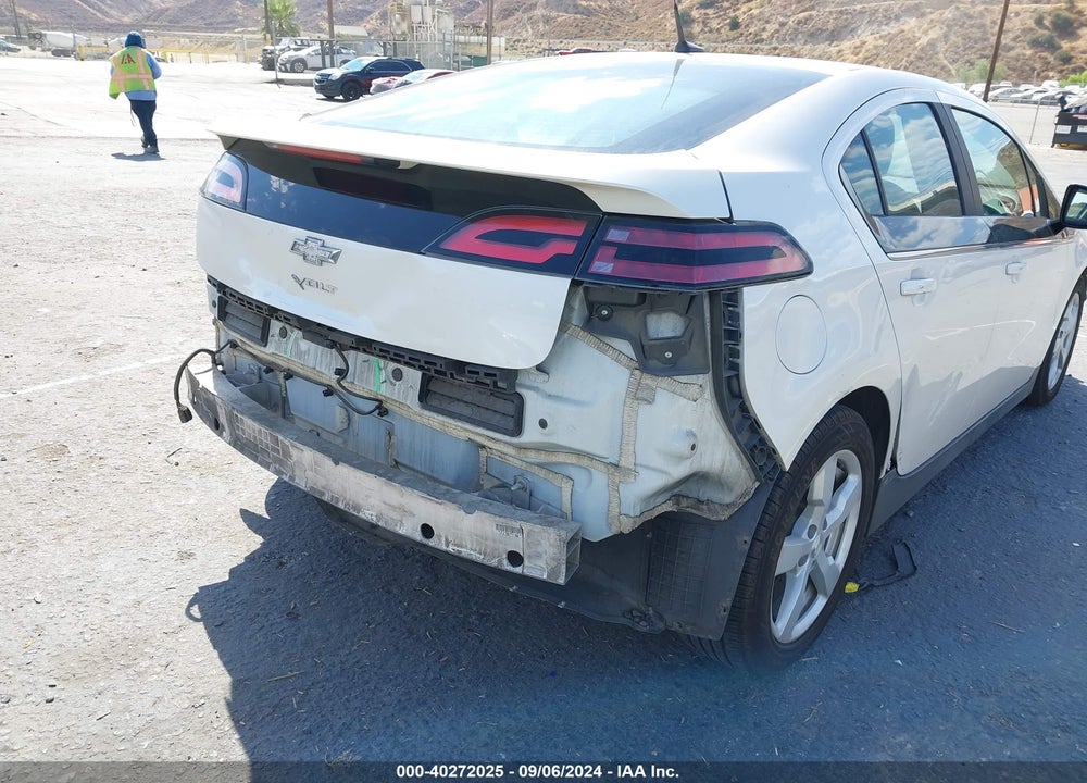 2014 CHEVROLET VOLT VIN: 1G1RH6E48EU149831