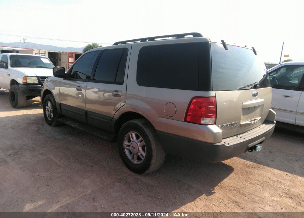 2005 FORD EXPEDITION NBX/XLT VIN: 1FMPU16545LA07658