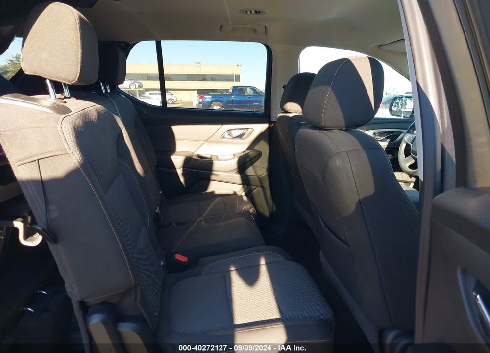 2020 CHEVROLET TRAVERSE AWD LS VIN: 1GNEVFKW1LJ121380