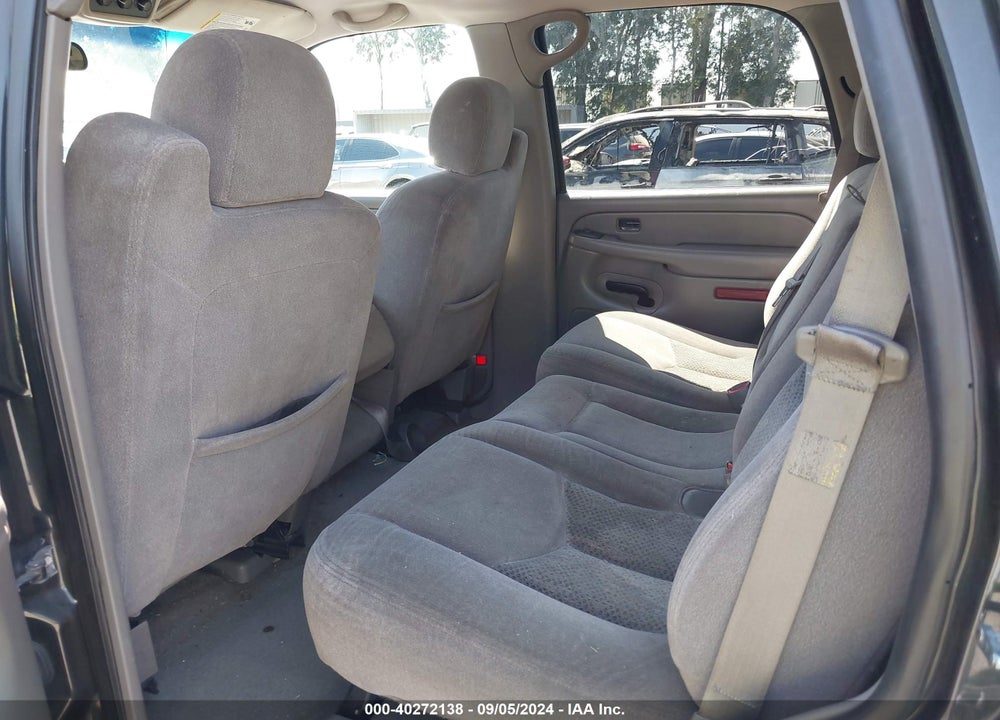 2005 CHEVROLET TAHOE LS VIN: 1GNEC13T95R214777