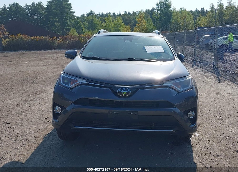 2018 TOYOTA RAV4 XLE VIN: JTMRFREV3JJ253694