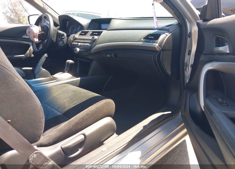 2012 HONDA ACCORD 2.4 EX VIN: 1HGCS1B7XCA008288