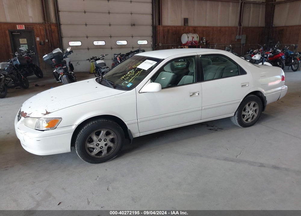 2000 TOYOTA CAMRY LE V6 VIN: 4T1BF22K9YU951637