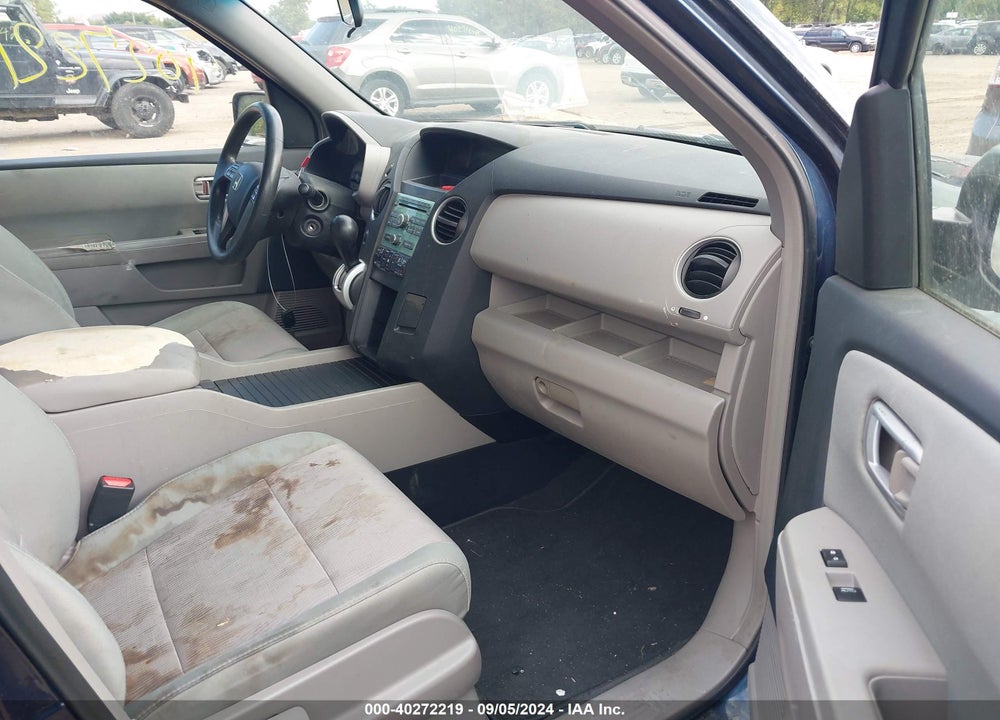 2009 HONDA PILOT EX VIN: 5FNYF48429B056083