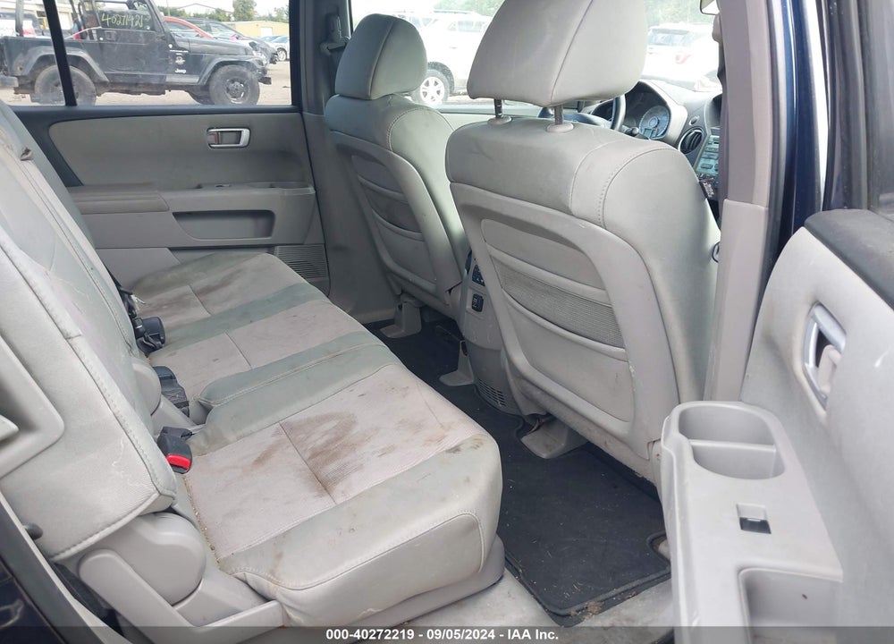 2009 HONDA PILOT EX VIN: 5FNYF48429B056083