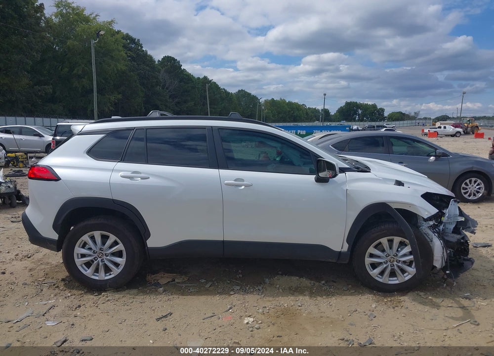 2022 TOYOTA COROLLA CROSS LE VIN: 7MUCAAAG4NV018099