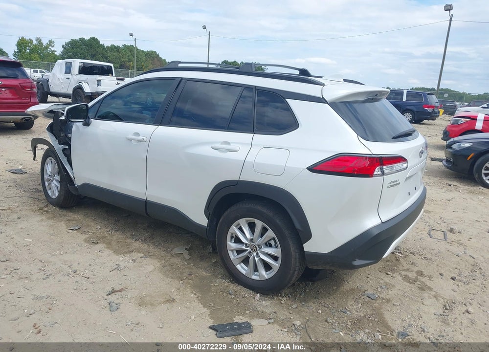 2022 TOYOTA COROLLA CROSS LE VIN: 7MUCAAAG4NV018099