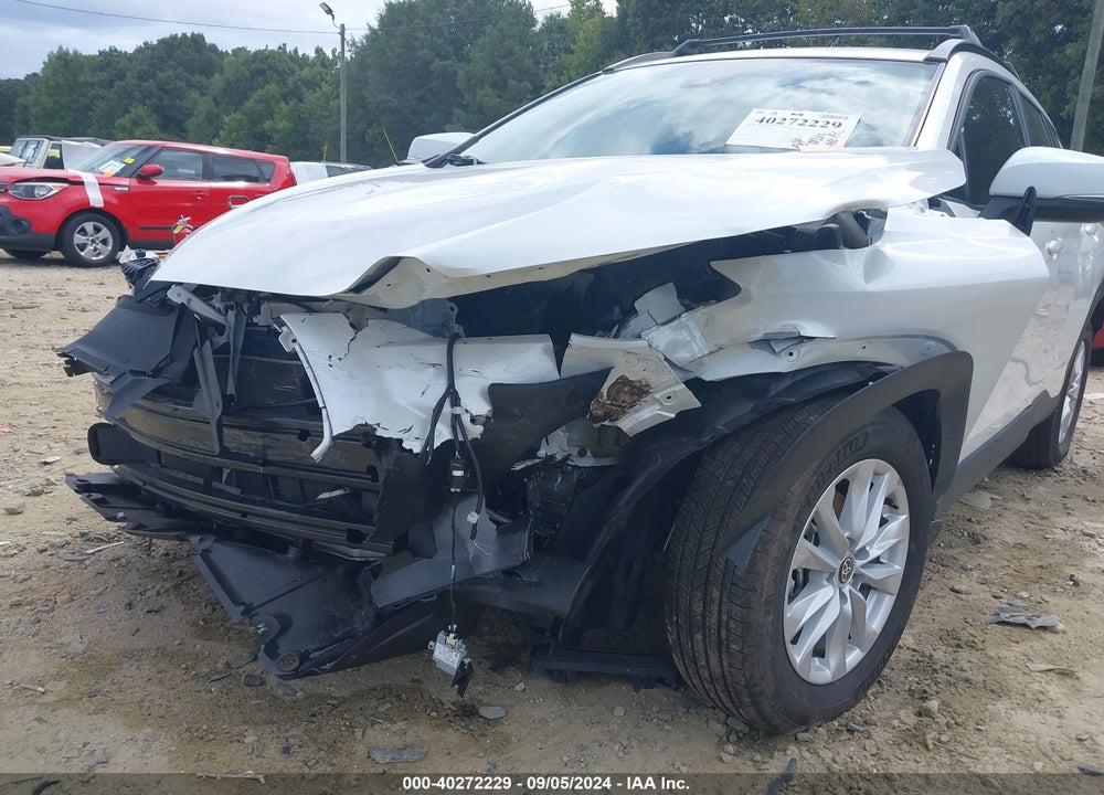 2022 TOYOTA COROLLA CROSS LE VIN: 7MUCAAAG4NV018099