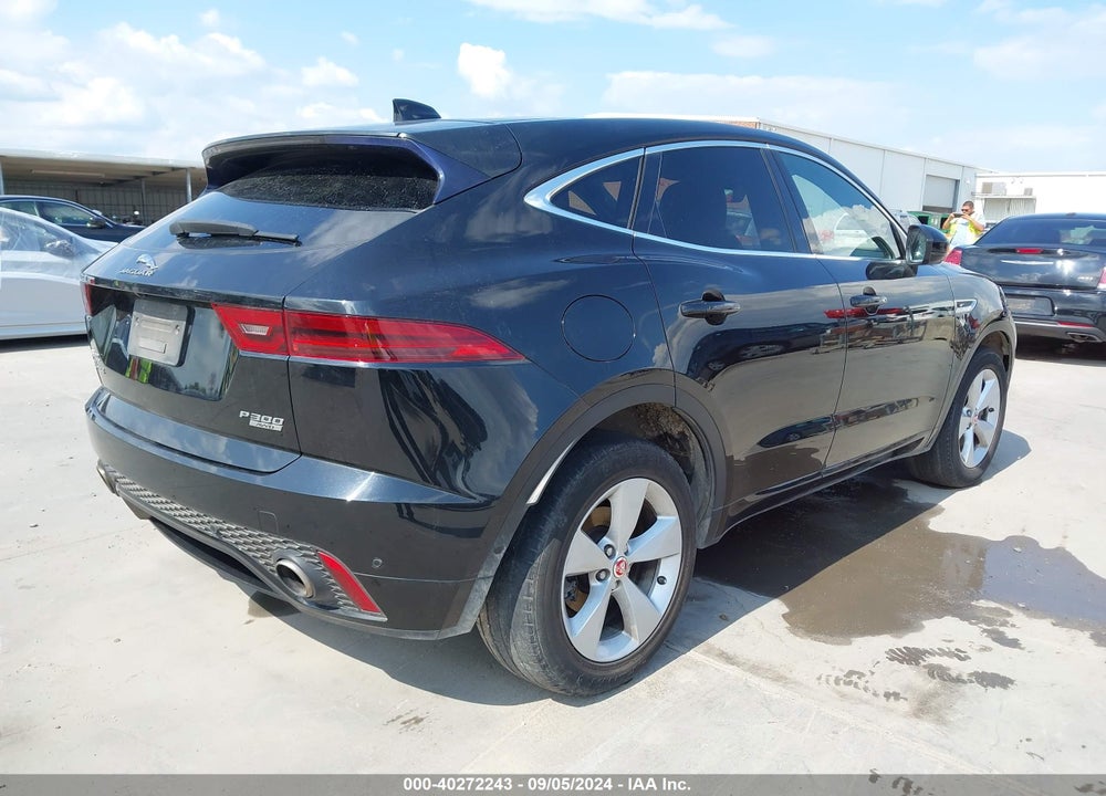 2018 JAGUAR E-PACE R-DYNAMIC S VIN: SADFT2GX6J1Z30968