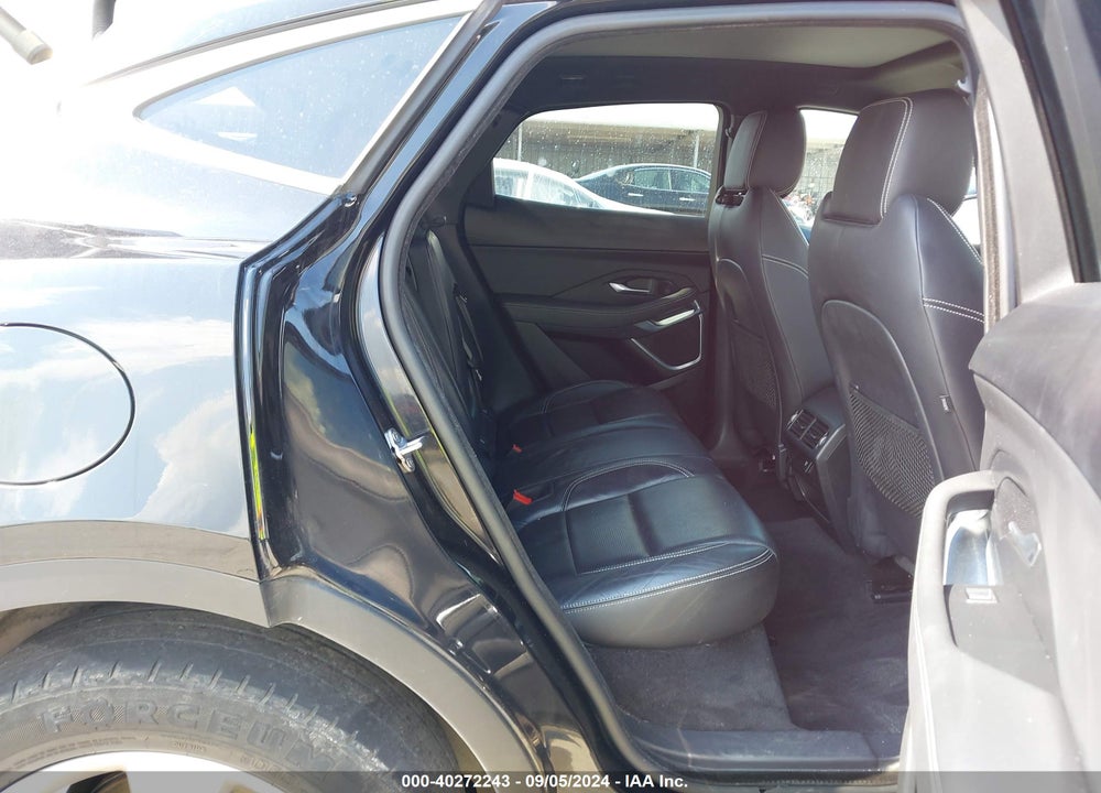 2018 JAGUAR E-PACE R-DYNAMIC S VIN: SADFT2GX6J1Z30968